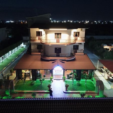 Rrashbull Drini Hotel מראה חיצוני תמונה