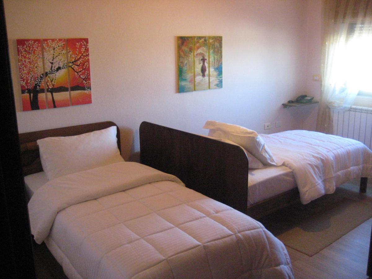 Rrashbull Drini Hotel מראה חיצוני תמונה