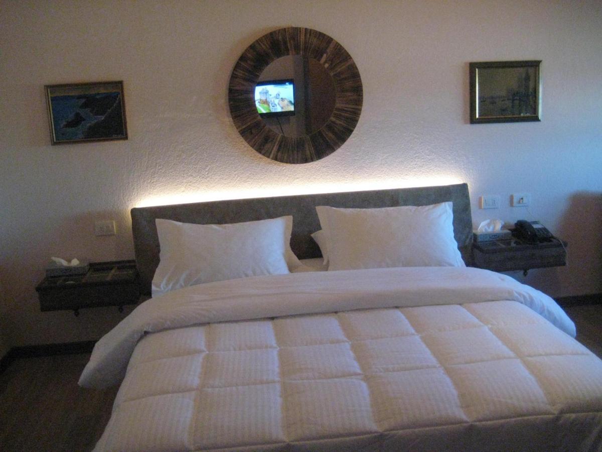 Rrashbull Drini Hotel מראה חיצוני תמונה