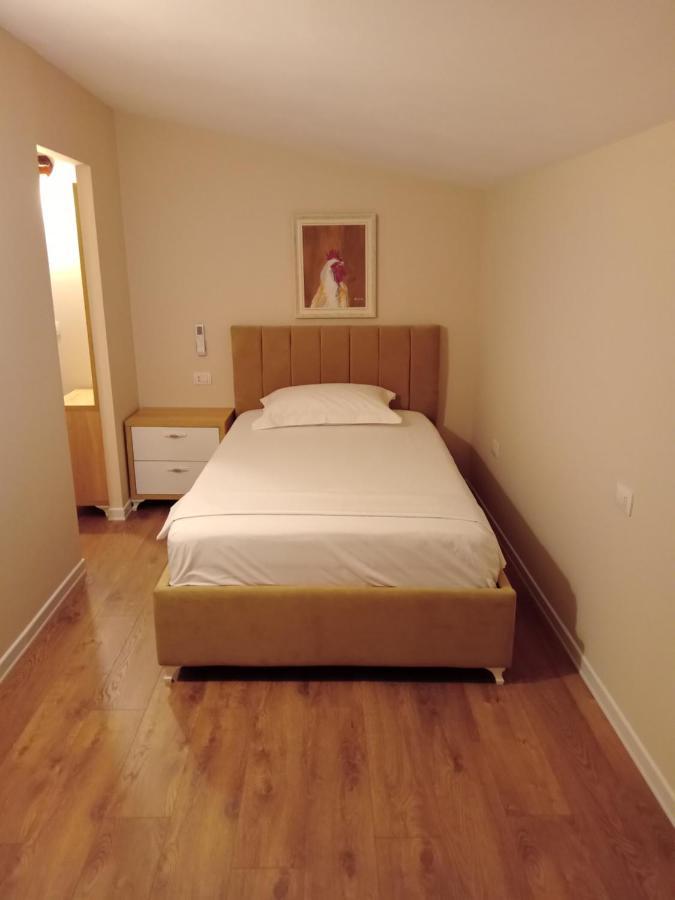 Rrashbull Drini Hotel מראה חיצוני תמונה
