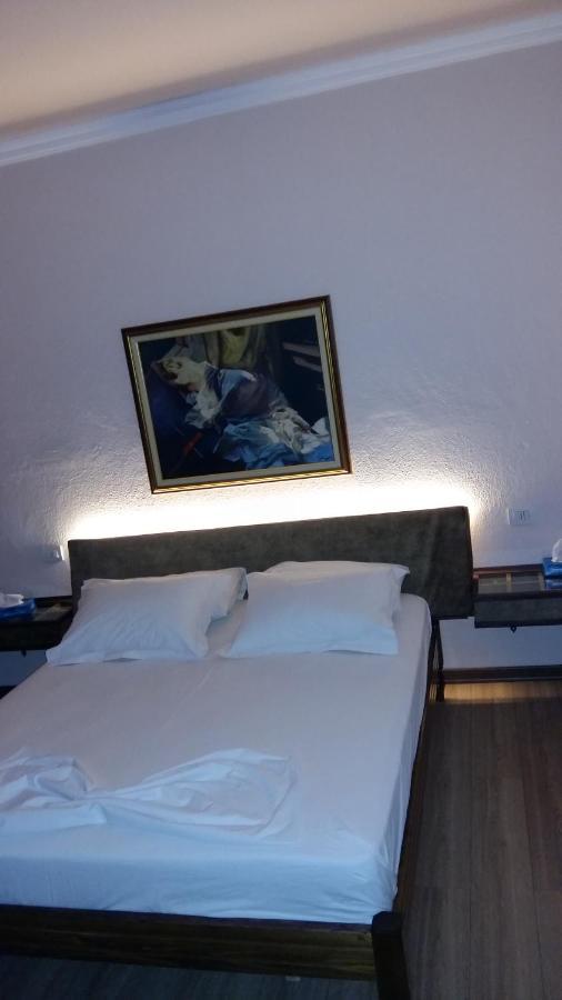 Rrashbull Drini Hotel מראה חיצוני תמונה