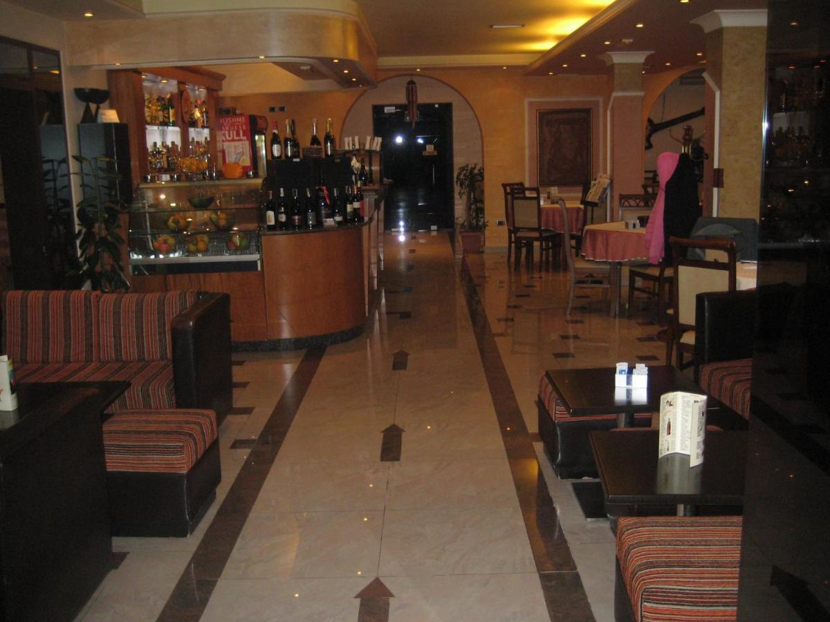 Rrashbull Drini Hotel מראה חיצוני תמונה